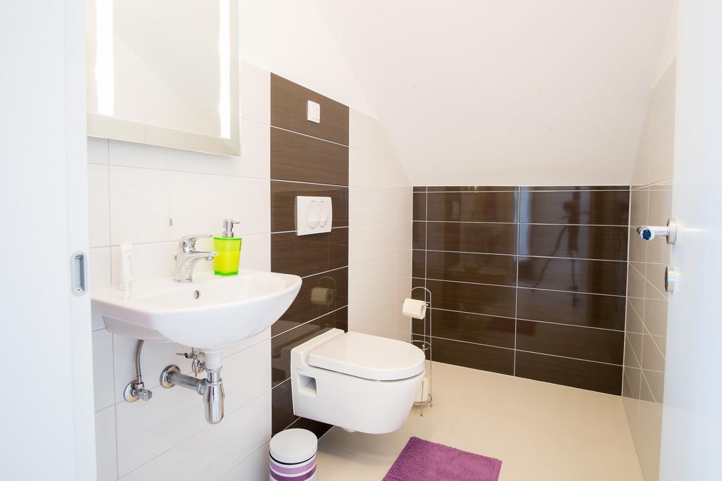 נייביצה Luxury Spa Apartment Luna חדר תמונה